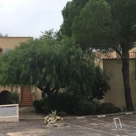 T2 Rez De Jardin 300M Plage De Beaucours Sanary Sur Mer Exterior foto