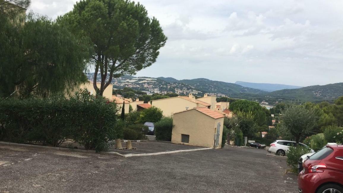 Appartement T2 Rez De Jardin 300m De Beaucours Sur Sanary-sur-Mer